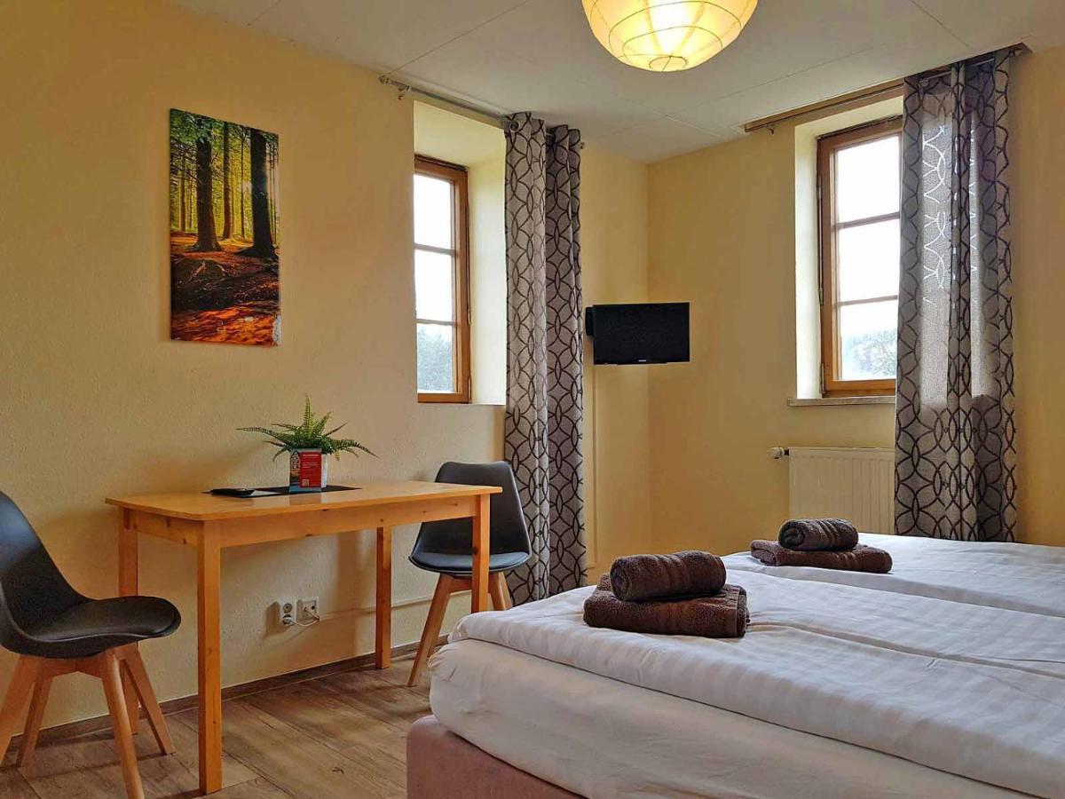 Thueringer Landhotel Edelhof Uhlstädt المظهر الخارجي الصورة