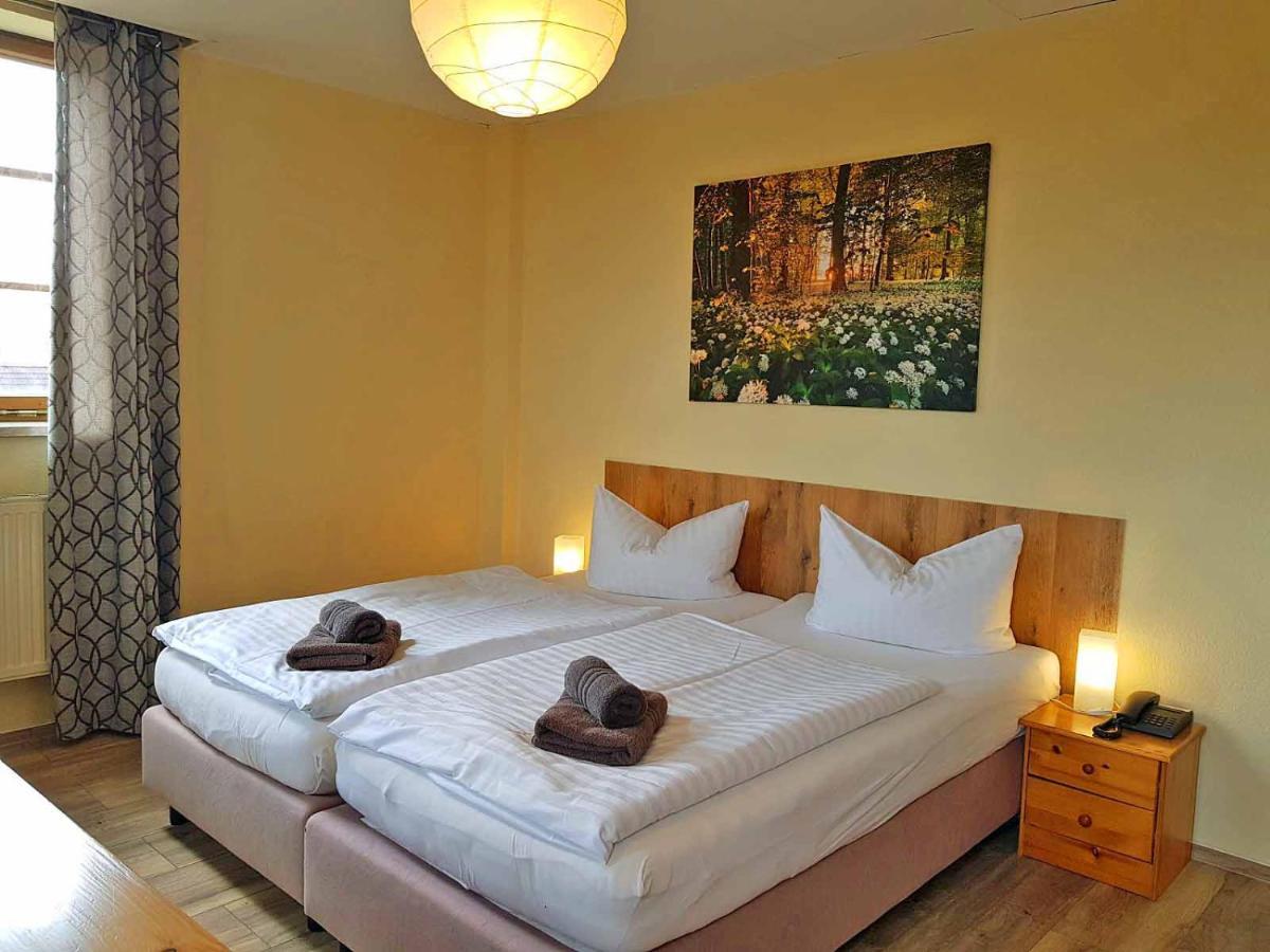 Thueringer Landhotel Edelhof Uhlstädt المظهر الخارجي الصورة