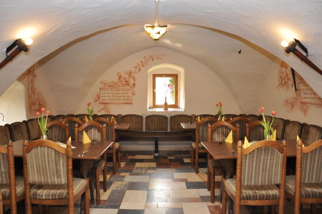 Thueringer Landhotel Edelhof Uhlstädt المظهر الخارجي الصورة