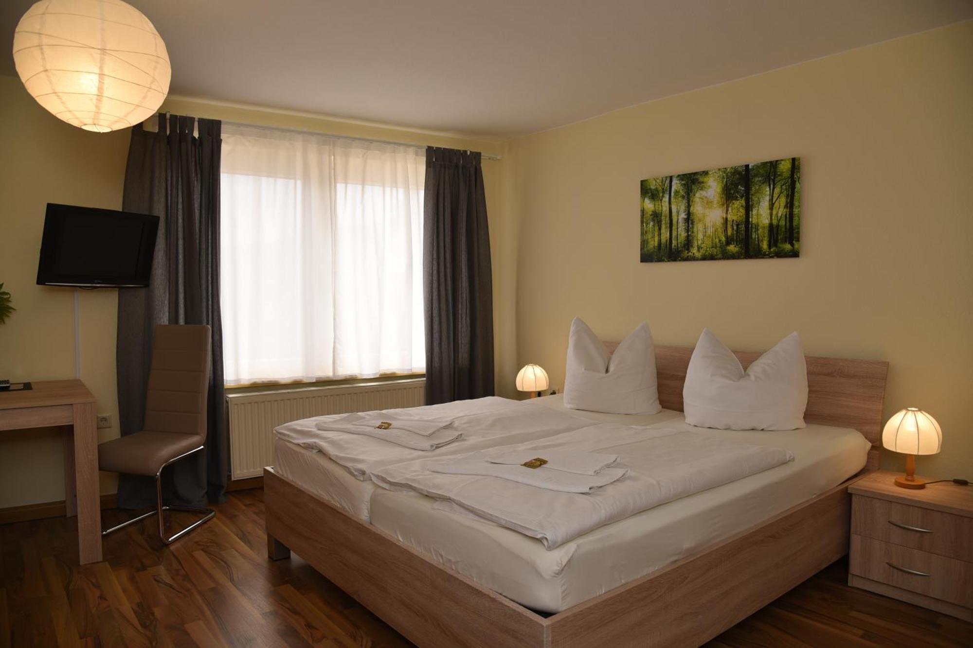 Thueringer Landhotel Edelhof Uhlstädt المظهر الخارجي الصورة